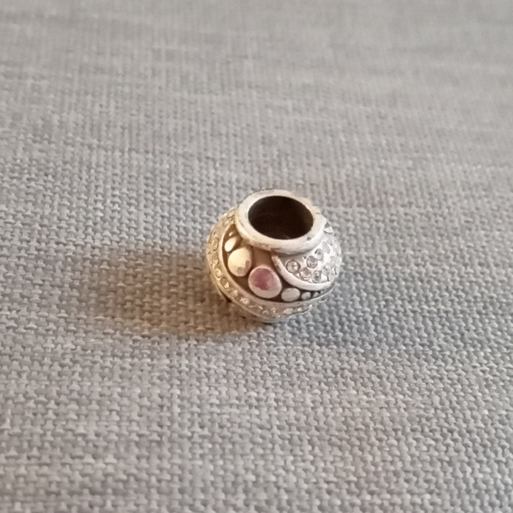 BRIGHTON CRYSTAL AND SILVER DOT BEAD